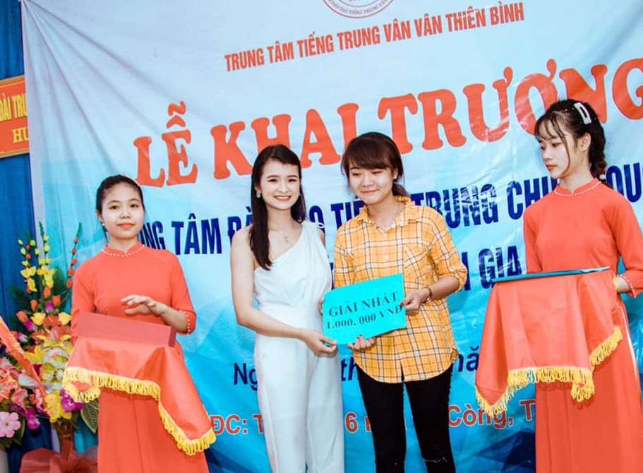 TIẾNG TRUNG VÂN VÂN THIÊN BÌNH KHAI TRƯƠNG  CƠ SỞ MỚI TẠI TĨNH GIA - THANH HOÁ